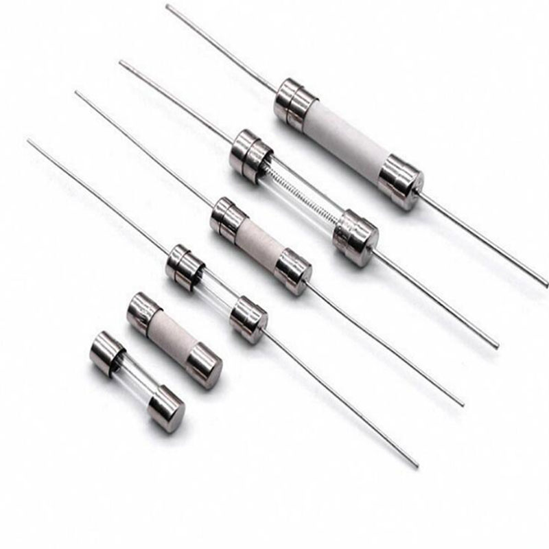 What is the difference between Glass Fuse and Ceramic Fuse