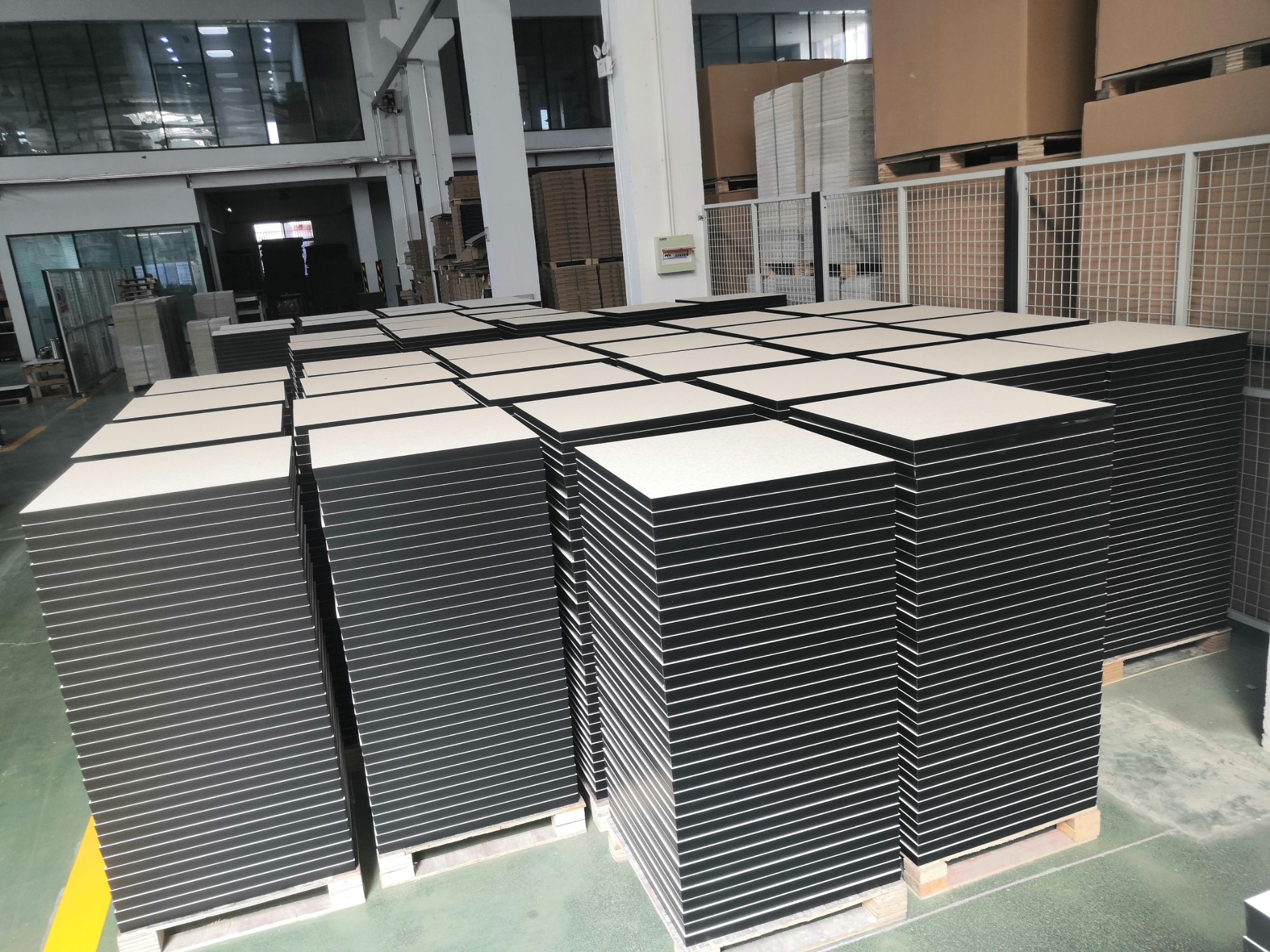 Calcium Sulfate Antistatic Floor Factory Producing High-Performance ESD Flooring Systems